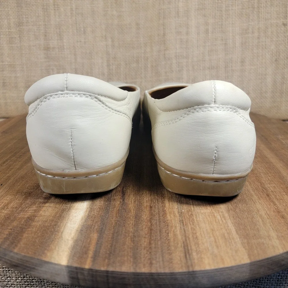 Earth Etlanden Leather Ballet Flats Ivory Comfort Slip On Shoes Women's 9.5M